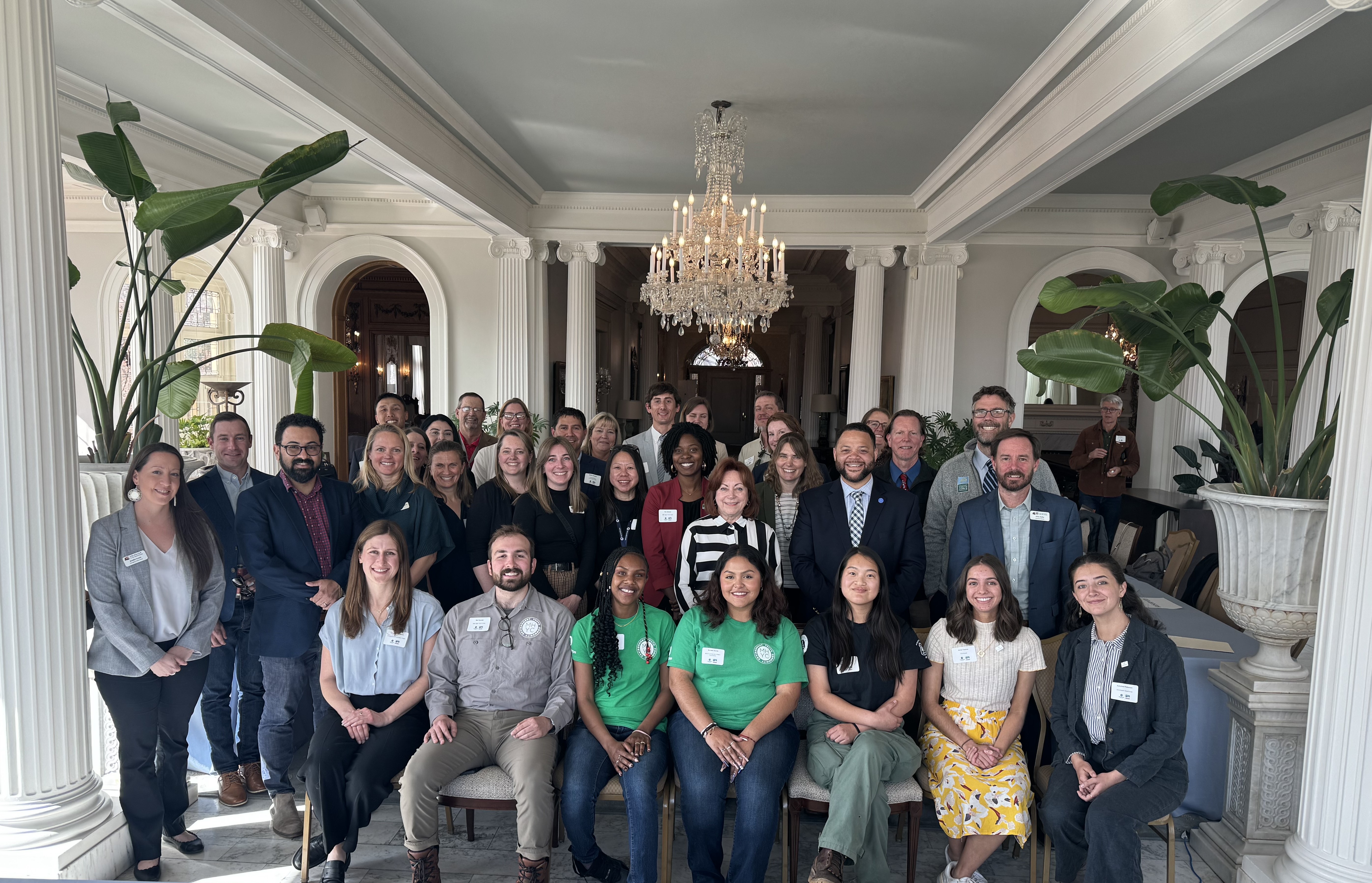 Image of climate corps members and leaders at the governor's mansion